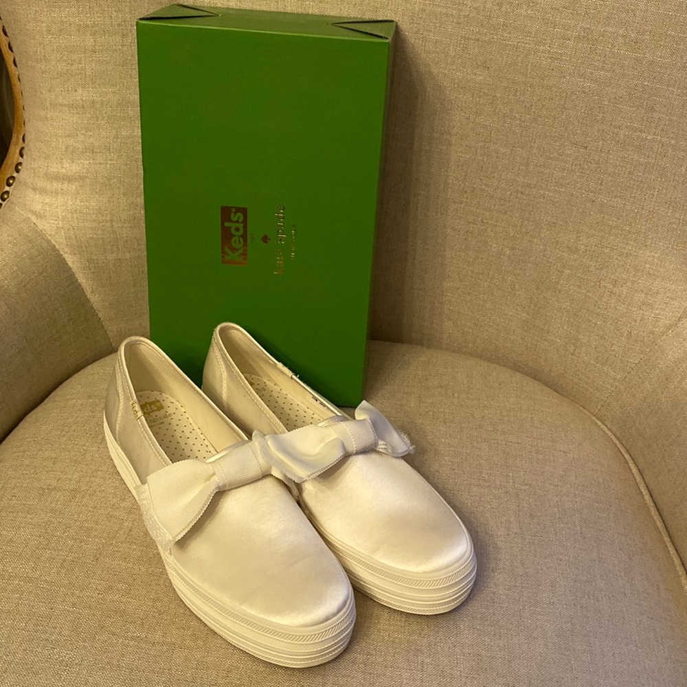 Kate Spade Triple Decker w Bow